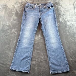 Levi's Women's Jeans Classic Bootcut Size 8 29X32‎ Light Wash Mid Rise
